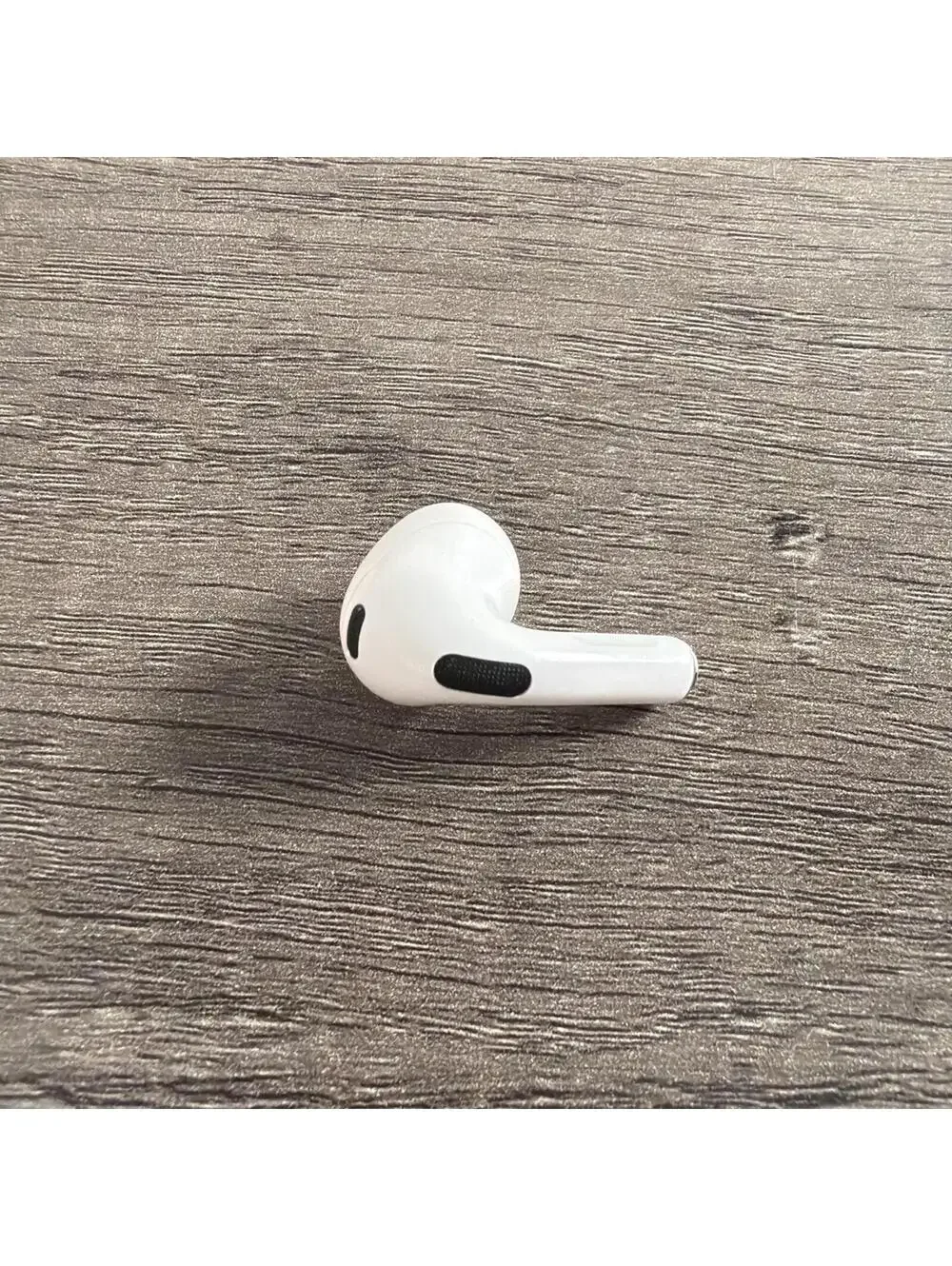 Apple Airpods 3rd Generation - RIGHT SIDE ONLY A2565
